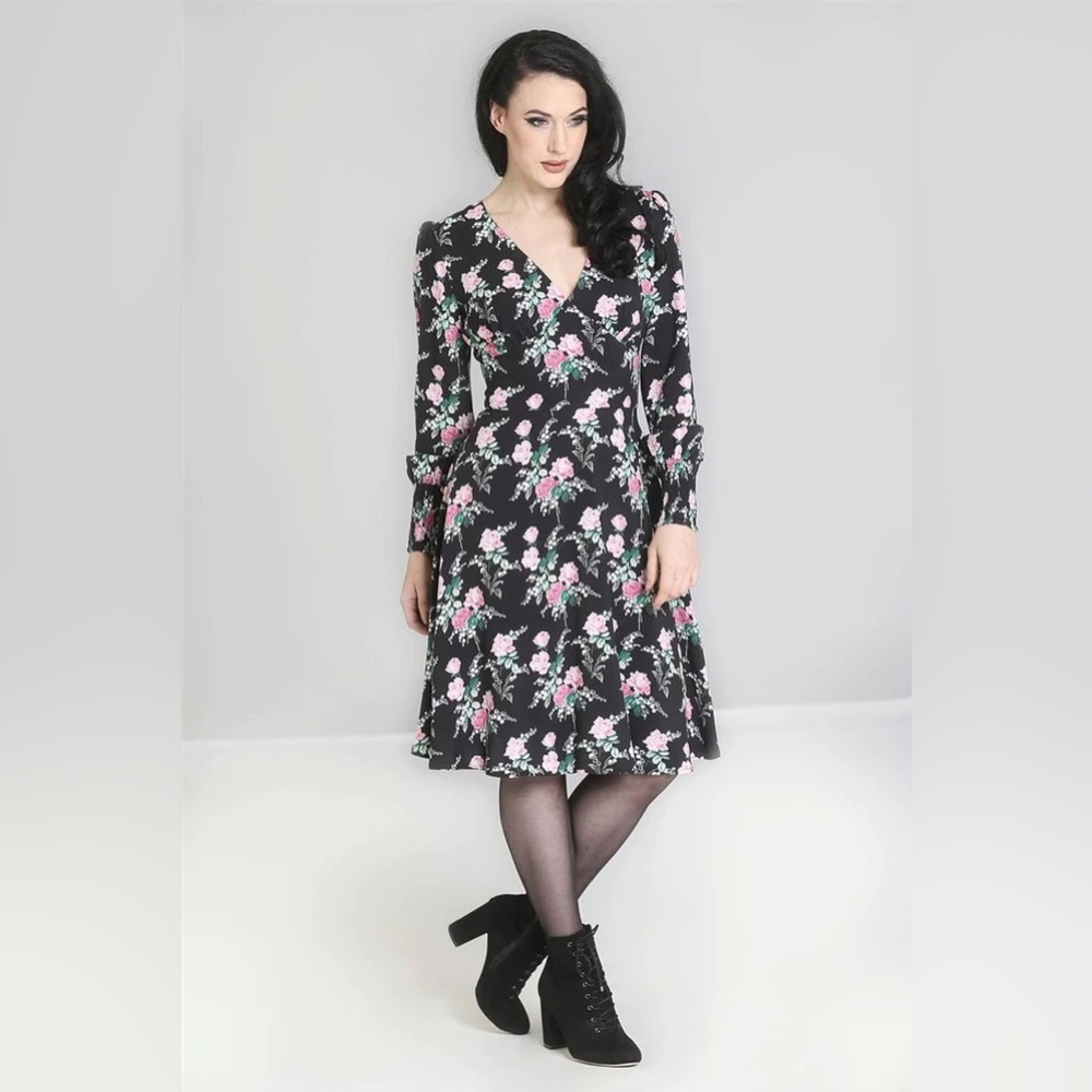Hell Bunny Felicia Dress 🌸🖤🌸 size small